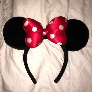 Authentic Disney Fuzzy Minnie Ears